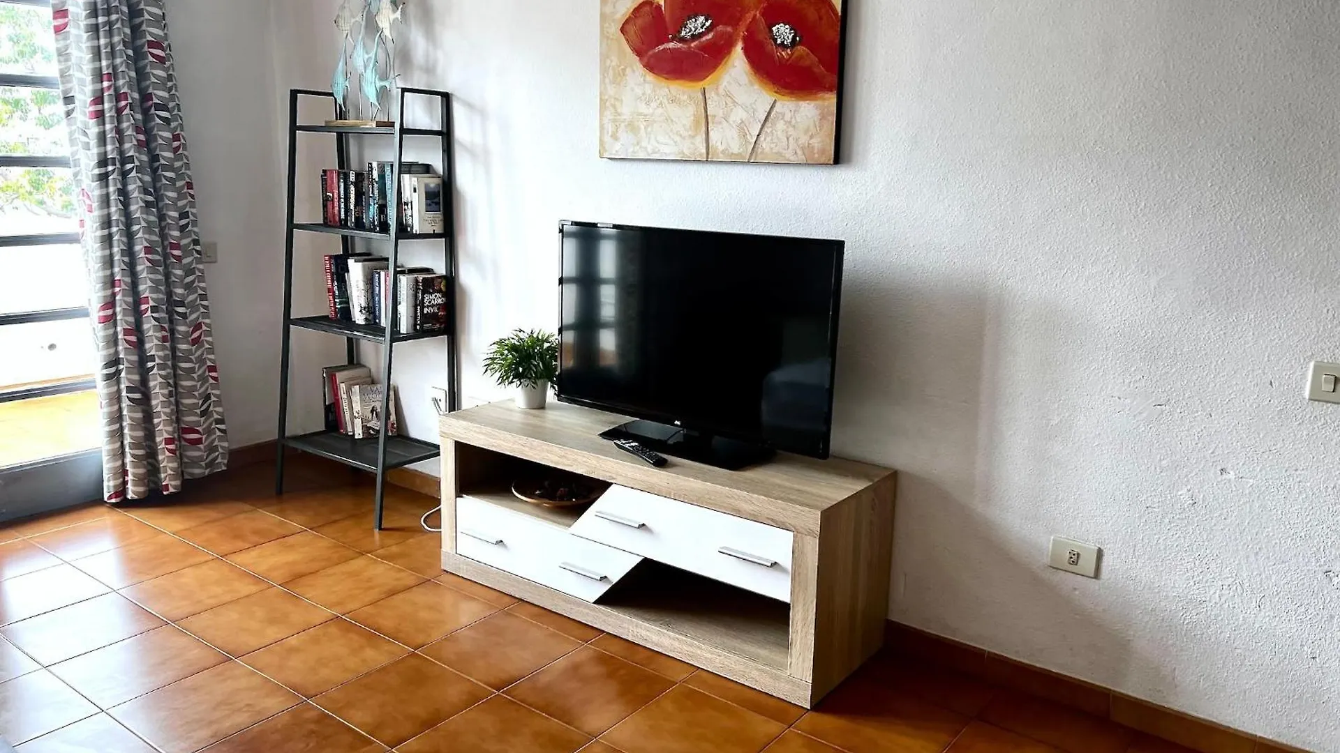 One Bedroom Apartment, Garden City, Heated Pool, Close To Beach Playa Las Americas Playa de las Americas  0*, Playa de las Americas (Tenerife) Spain